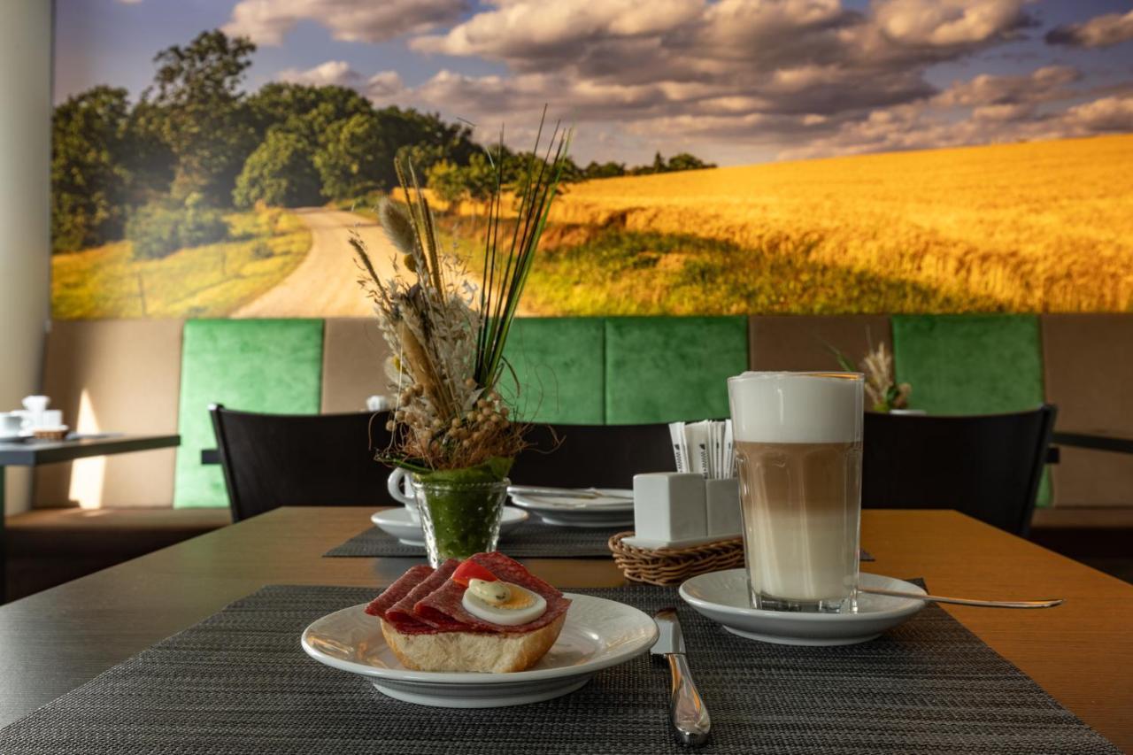 Pension Schwalbennest Bosleben-Wullersleben ภายนอก รูปภาพ